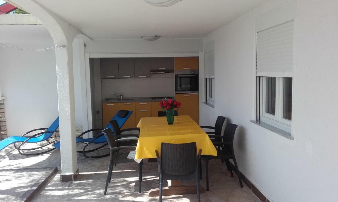 קרלובג Apartment Milka By The Sea מראה חיצוני תמונה
